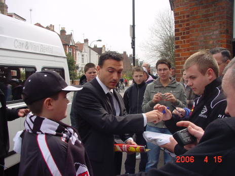 london016.jpg
